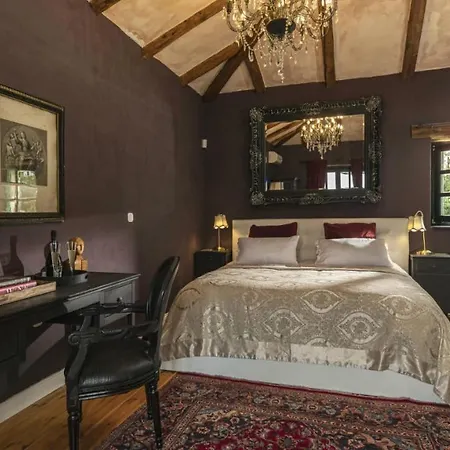 Vila Le Chateau